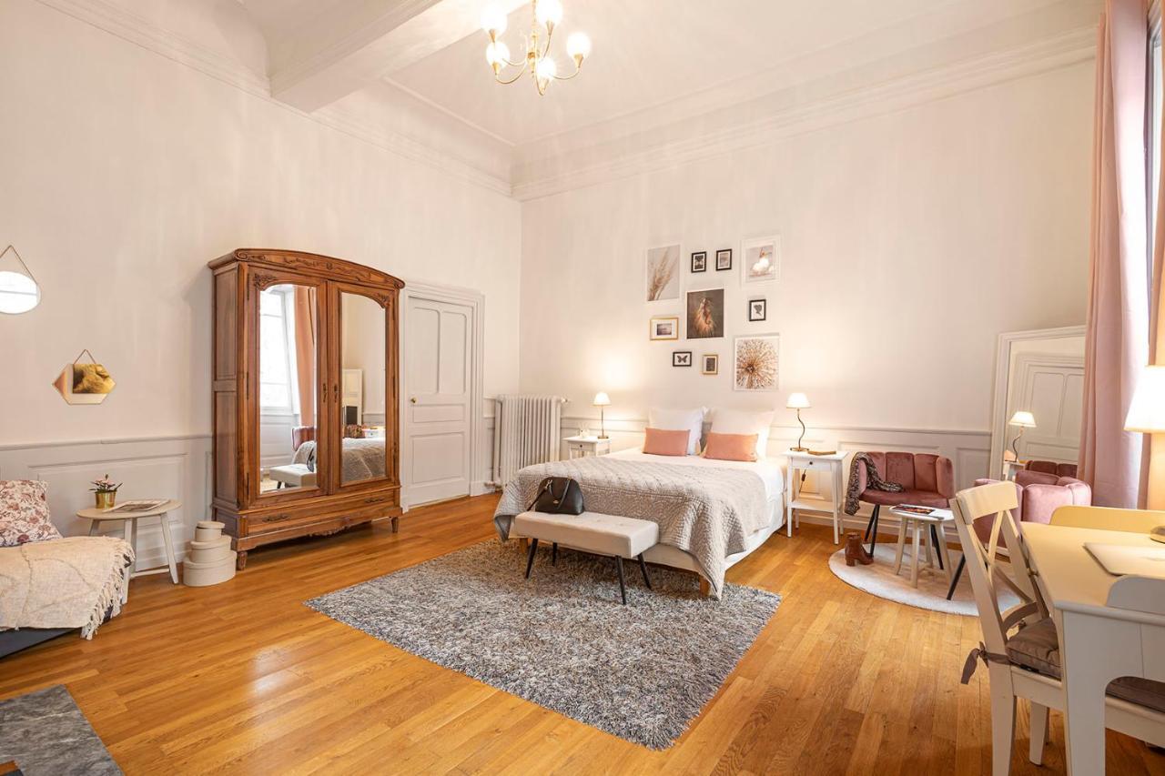 Les Suites De Sautet Bed & Breakfast